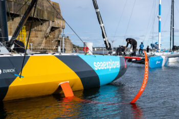 Malzia mit neuen Foils wieder im Wasser