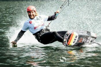 Hochs und Tiefs bei der Kitefoil World Series am Traunsee