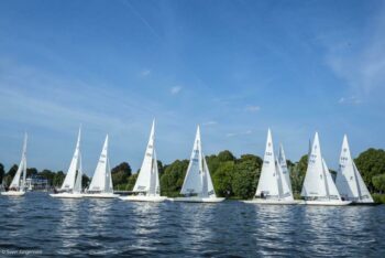 Hamburger Wirtschaftskapitäne machen sich bereit für die Regatta der Hamburger Wirtschaft