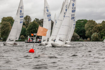 Only U 35 -  Drachennachwuchs an der Pinne