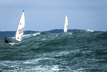 Sanfte Brise, knackiger Wind und am Ende auch noch Corona